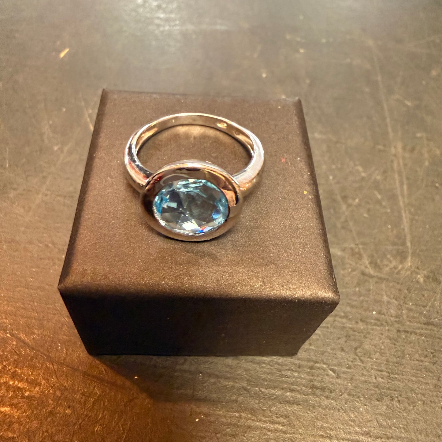 925 sliver light opal ring