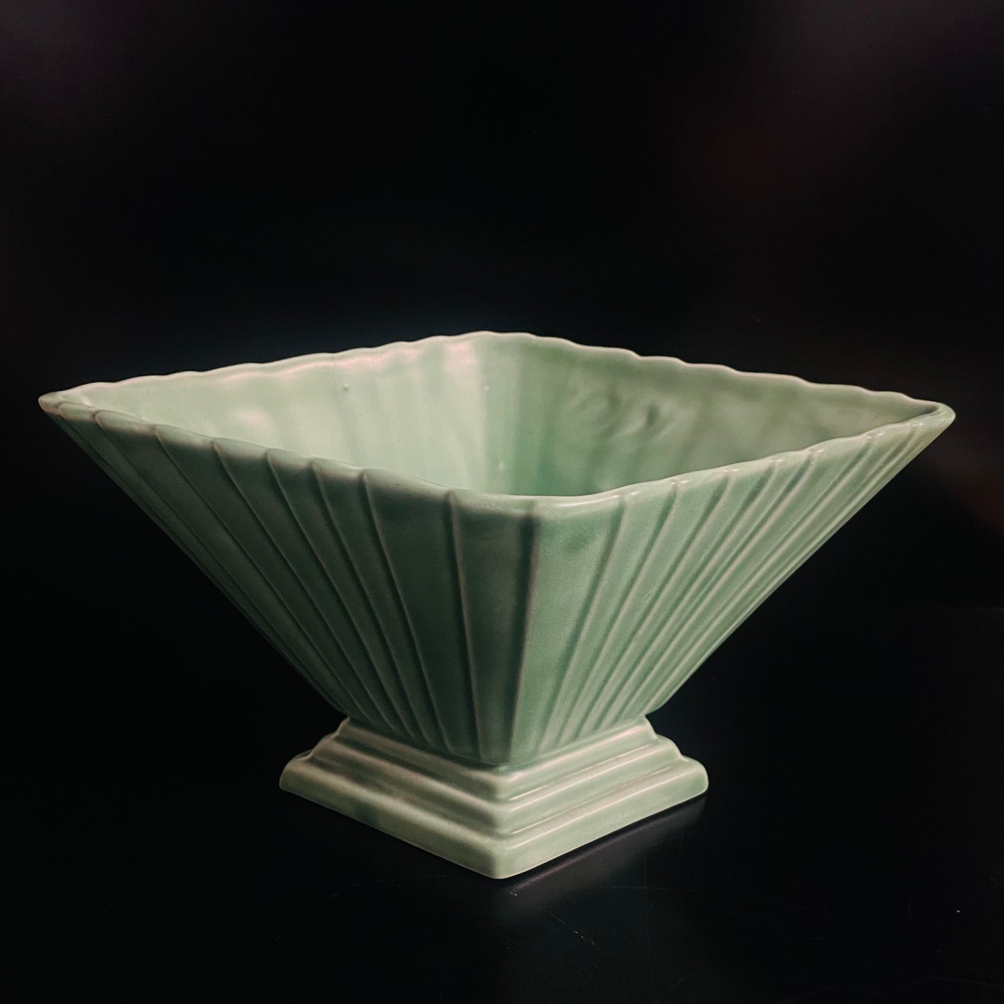 Vintage Art Deco Sylvac Green Pleated Vase